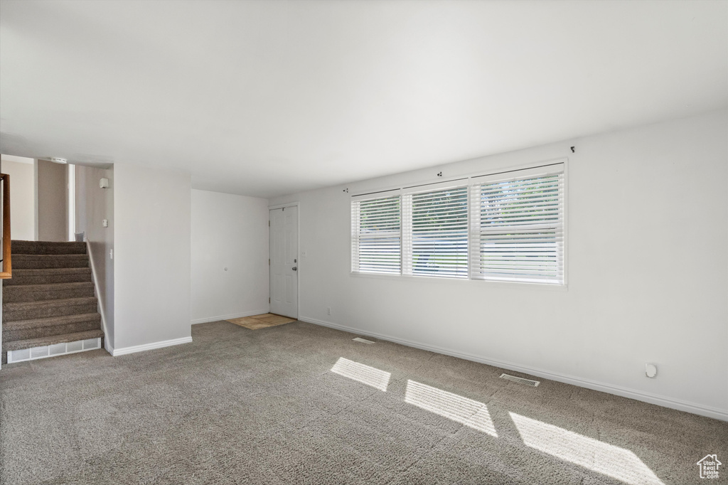 Photo 7 for MLS #2115037 at 942 E 1050 North