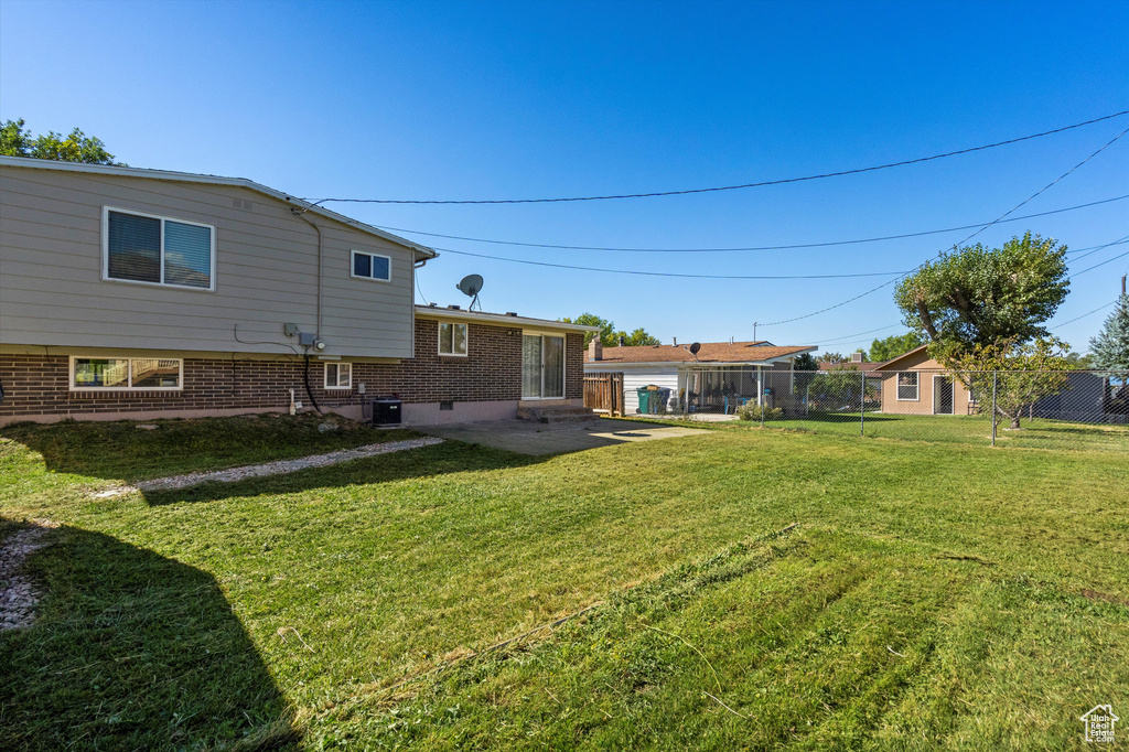 Photo 22 for MLS #2115037 at 942 E 1050 North