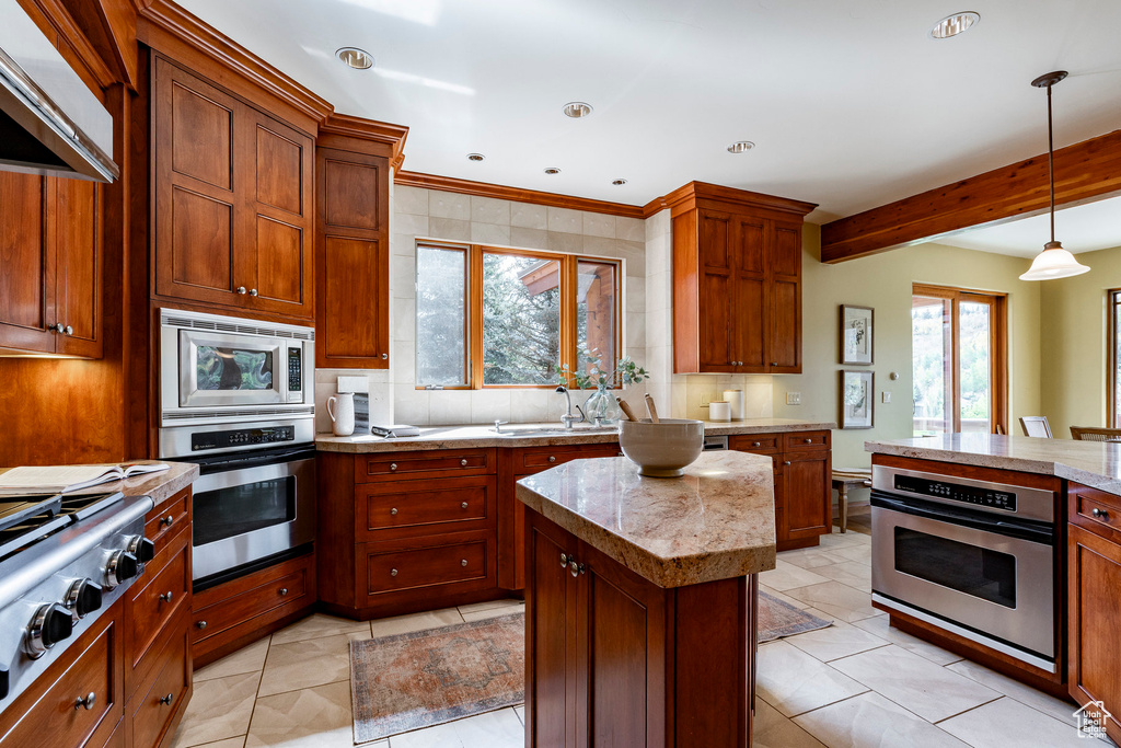 Photo 10 for MLS #2115046 at 3455 Daybreaker Dr