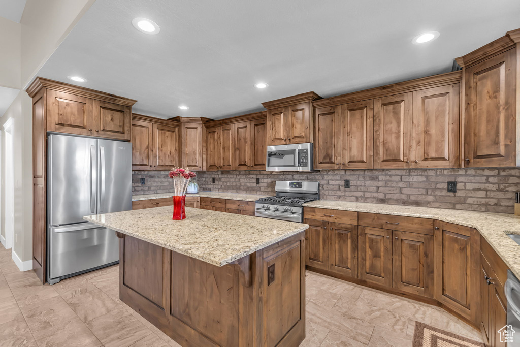 Photo 10 for MLS #2115049 at 4352 W 300 North
