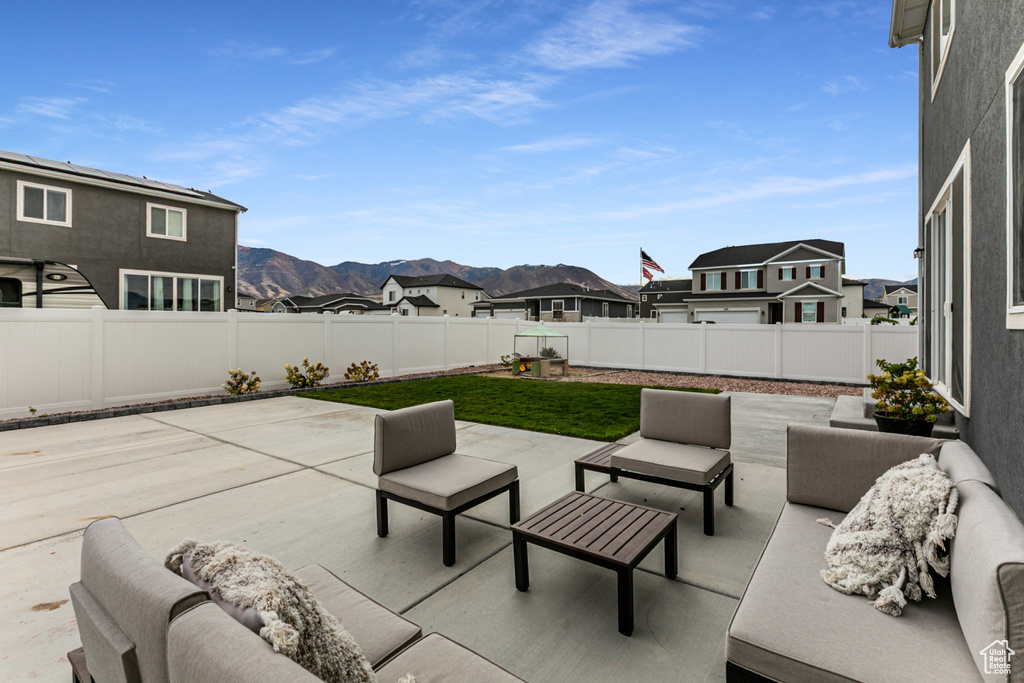6344 N CANTER DR Stansbury Park, UT 84074