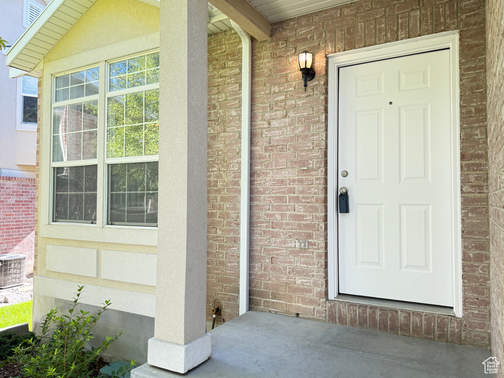 4047 PINE GROVE WAY South Jordan, UT 84095
