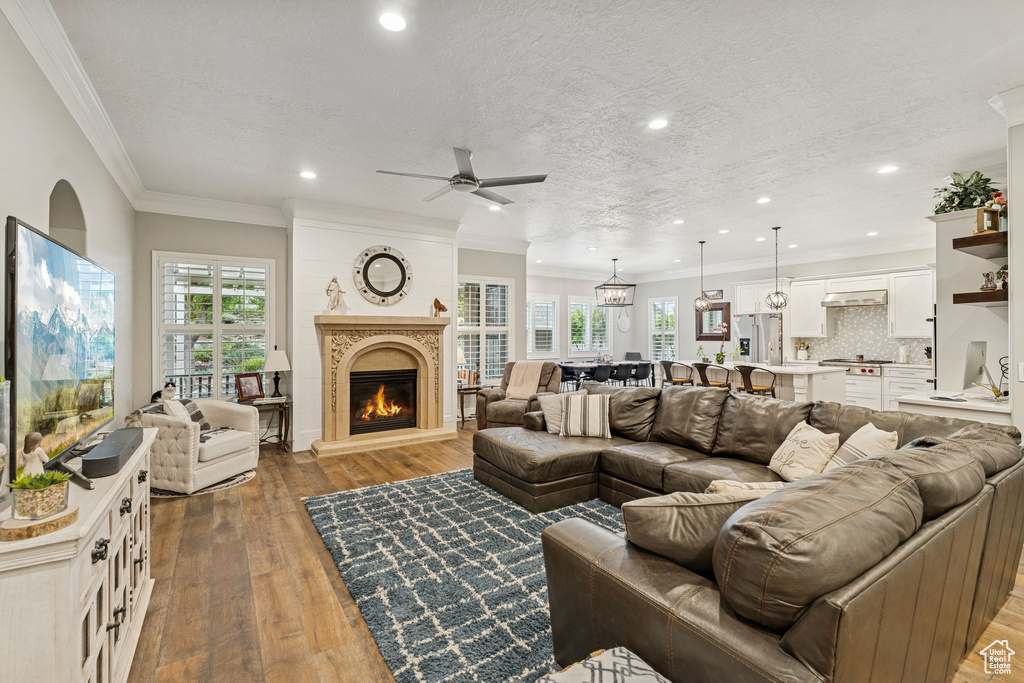 2159 N BANBURY CT. Lehi, UT 84043
