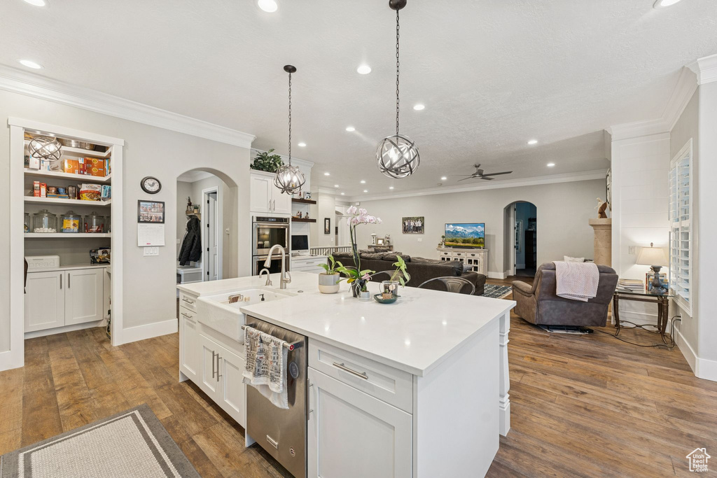 2159 N BANBURY CT. Lehi, UT 84043