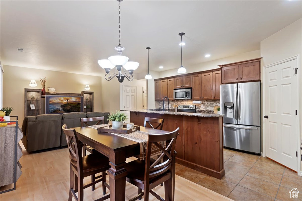 282 W 650 N Centerville, UT 84014
