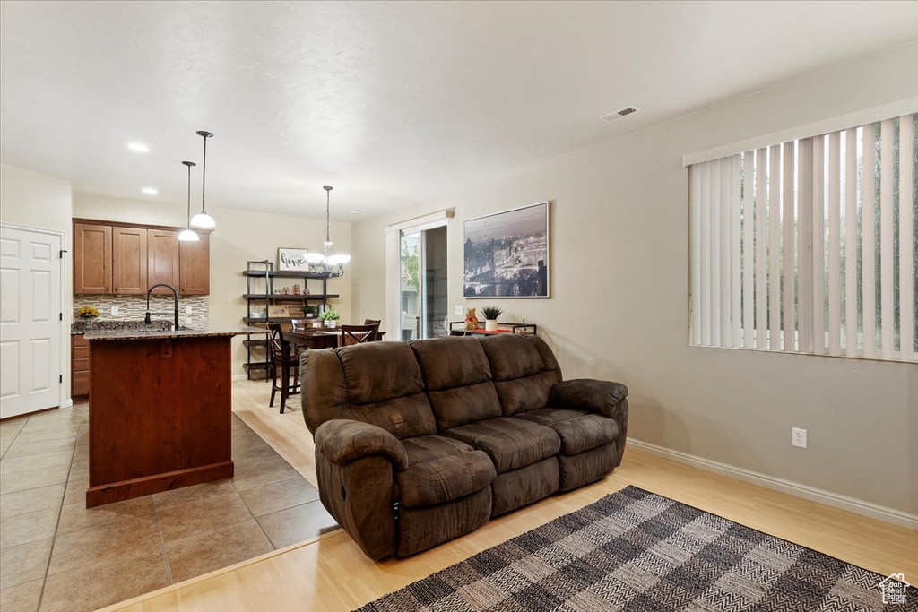 282 W 650 N Centerville, UT 84014