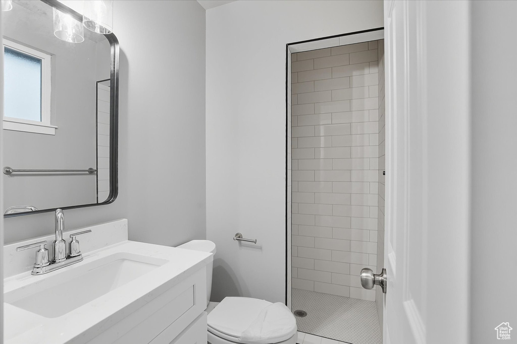 159 S 1000 E Layton, UT 84041