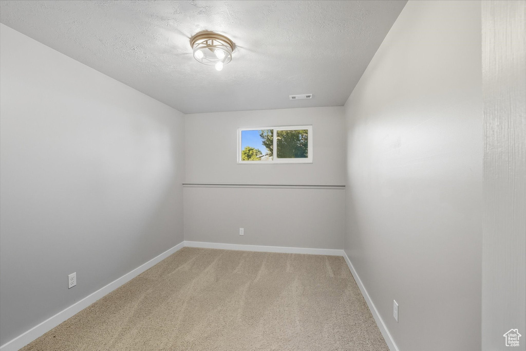 159 S 1000 E Layton, UT 84041