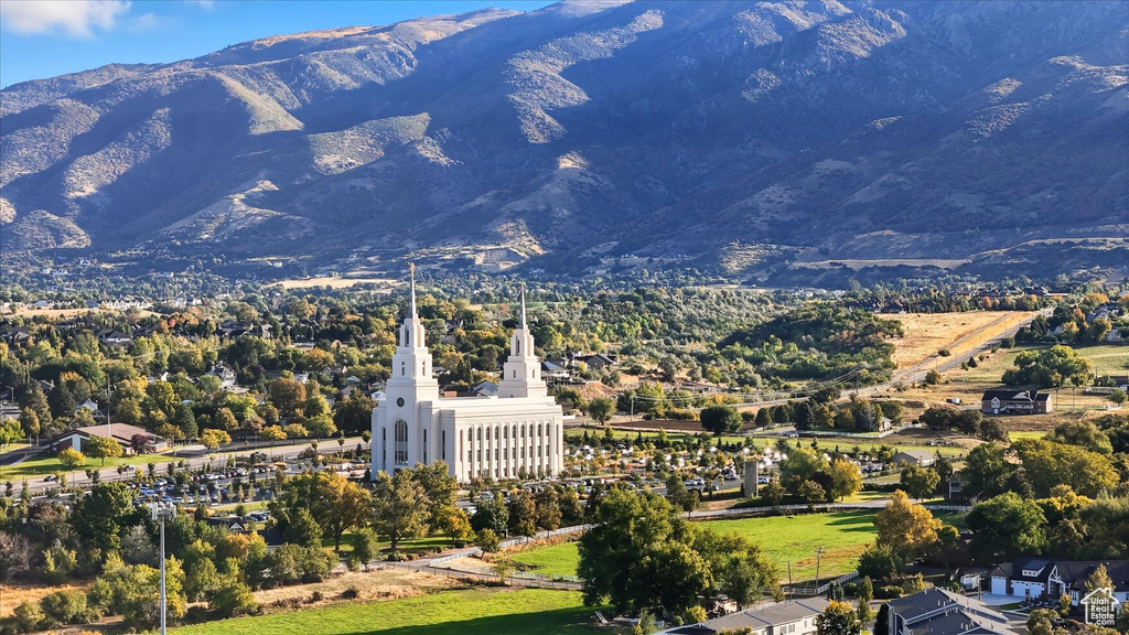 159 S 1000 E Layton, UT 84041