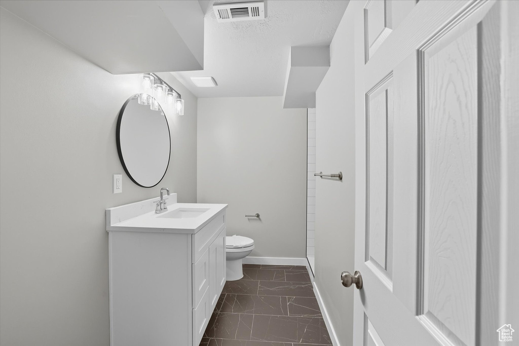 159 S 1000 E Layton, UT 84041