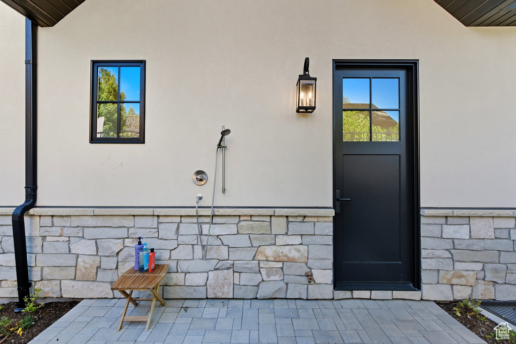 590 N CAPITOL AVE Salt Lake City, UT 84103