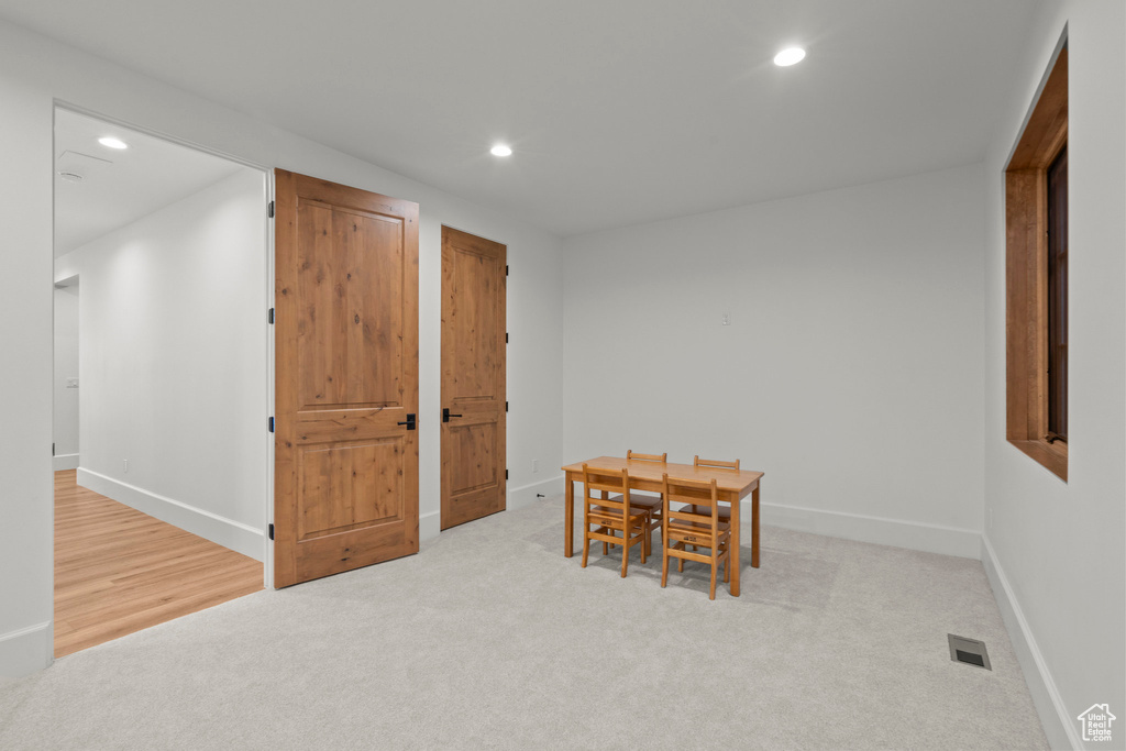 590 N CAPITOL AVE Salt Lake City, UT 84103