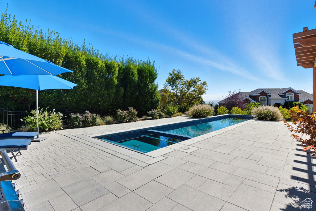 590 N CAPITOL AVE Salt Lake City, UT 84103