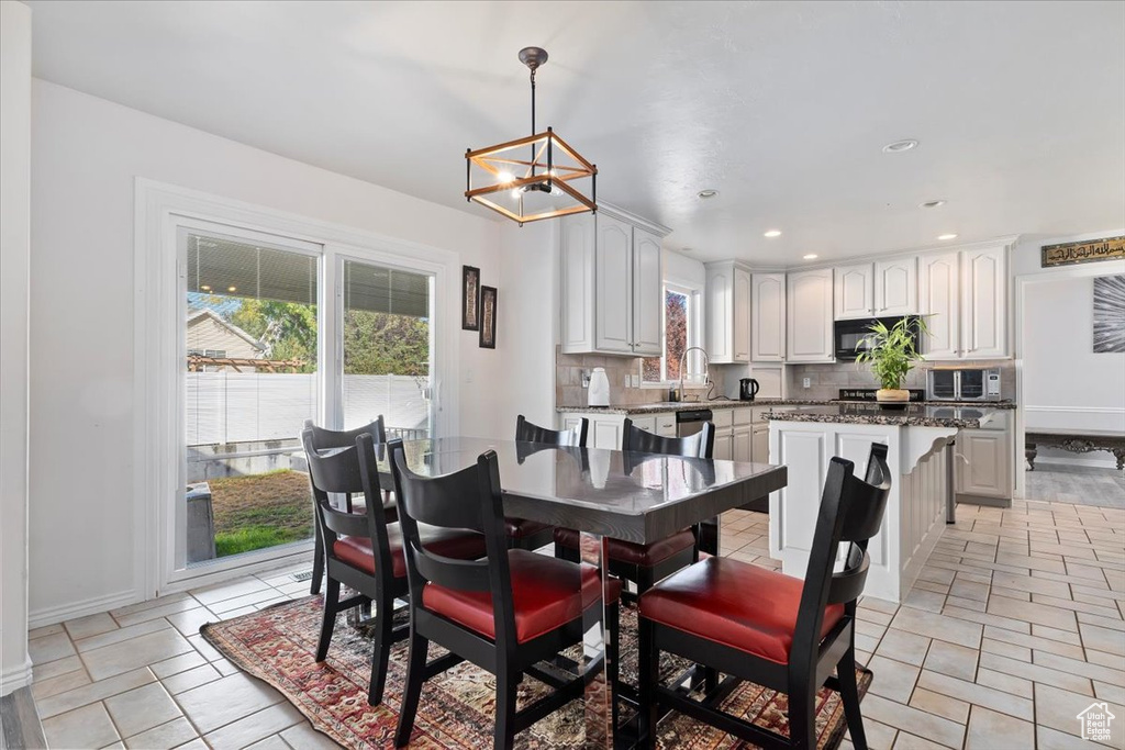 4828 S BROWN VILLA CV Taylorsville, UT 84123