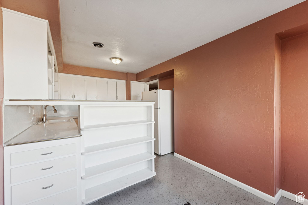 692 N CORTEZ ST Salt Lake City, UT 84103