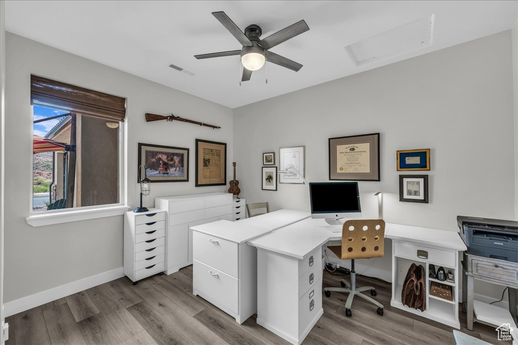 Photo 19 for MLS #2115082 at 599 N Sandy Talus Dr