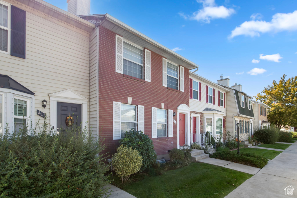Photo 2 for MLS #2115086 at 417 W 750 North