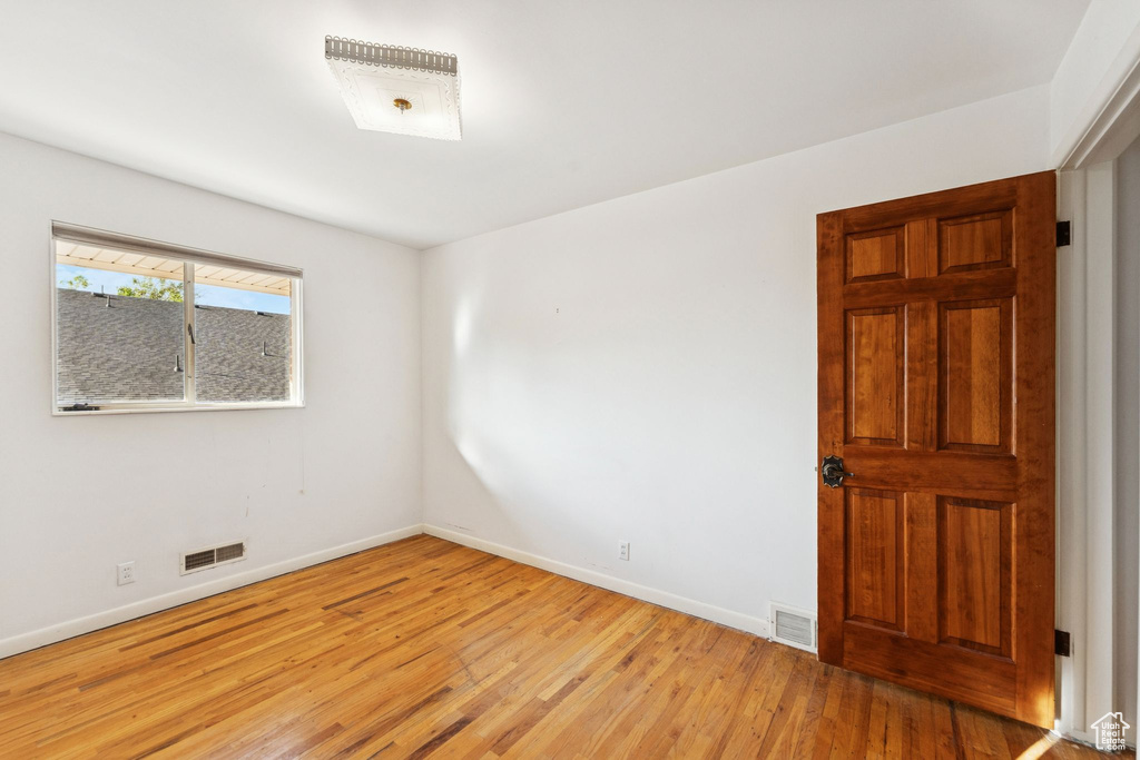 692 N CORTEZ ST Salt Lake City, UT 84103