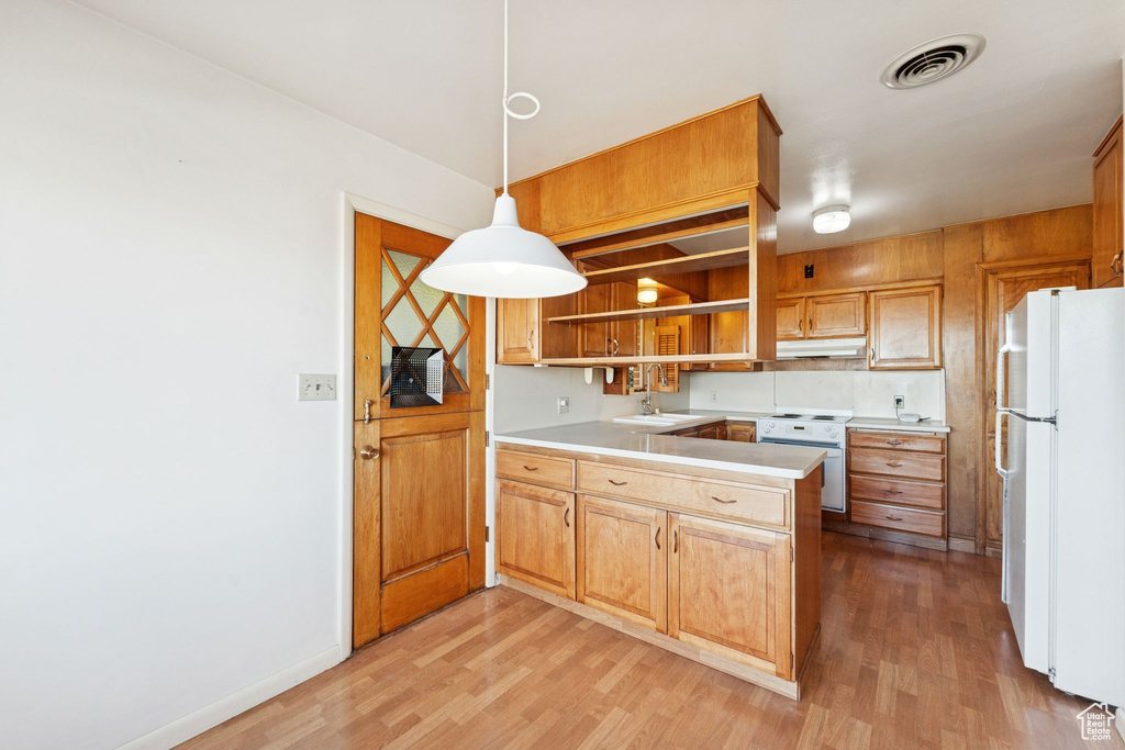 692 N CORTEZ ST Salt Lake City, UT 84103