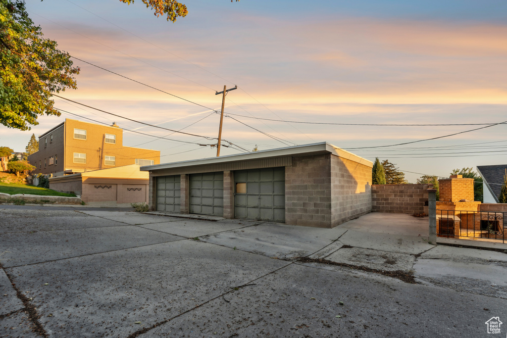 692 N CORTEZ ST Salt Lake City, UT 84103