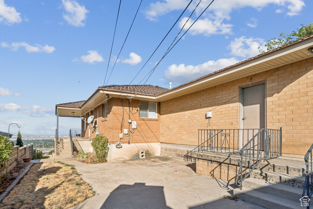 692 N CORTEZ ST Salt Lake City, UT 84103