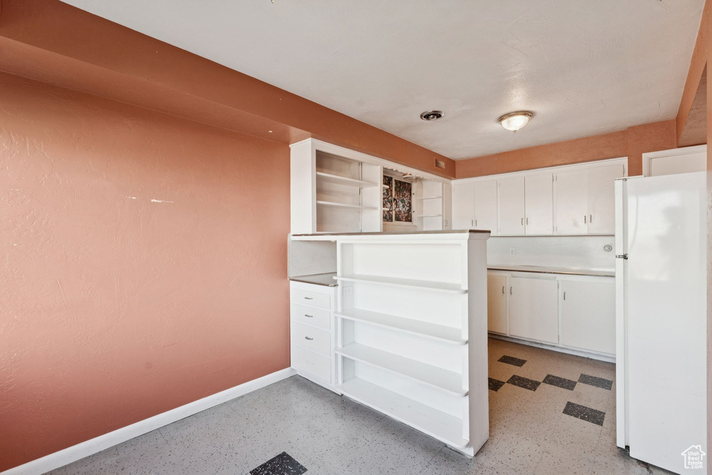 692 N CORTEZ ST Salt Lake City, UT 84103