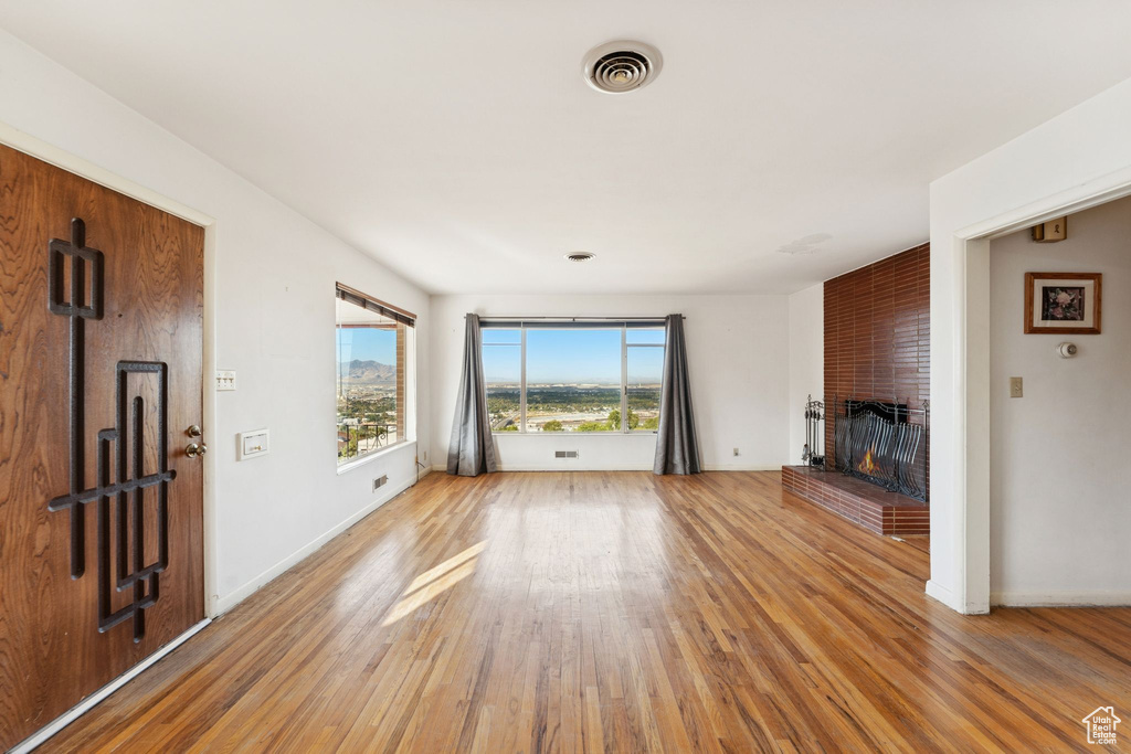 692 N CORTEZ ST Salt Lake City, UT 84103