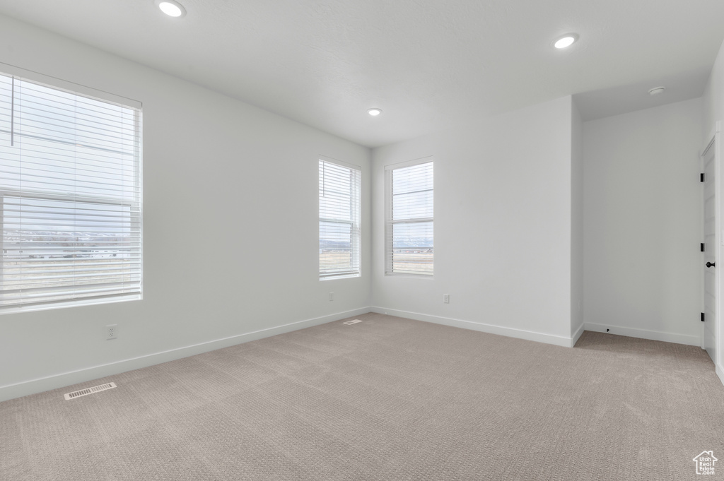 Photo 9 for MLS #2115094 at 3068 Clover Ct