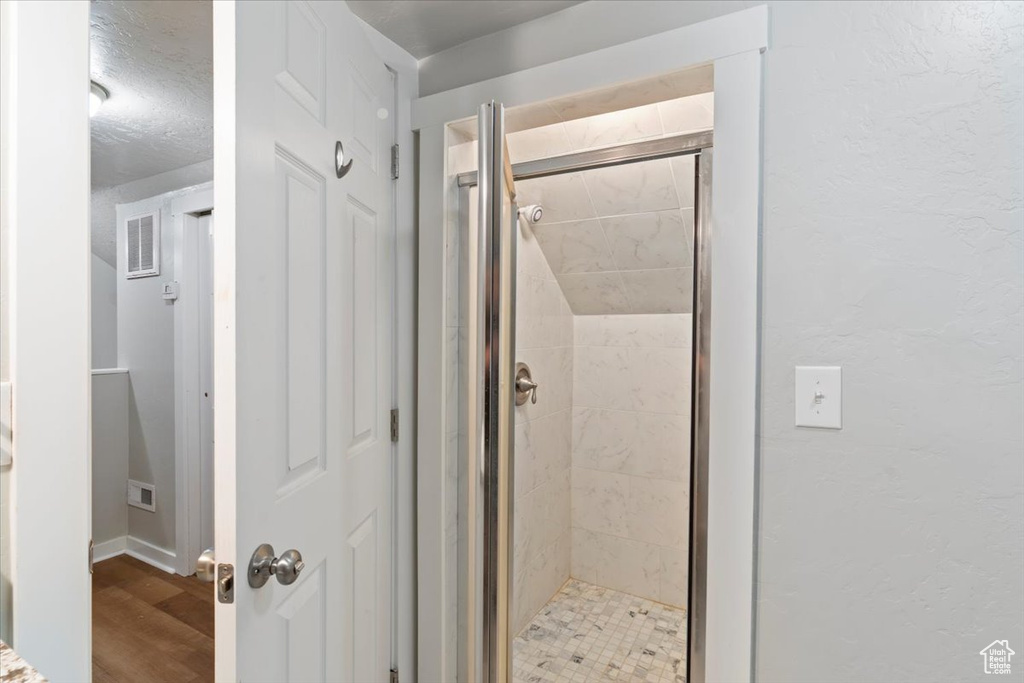 Photo 17 for MLS #2115099 at 1650 Liberty Ave