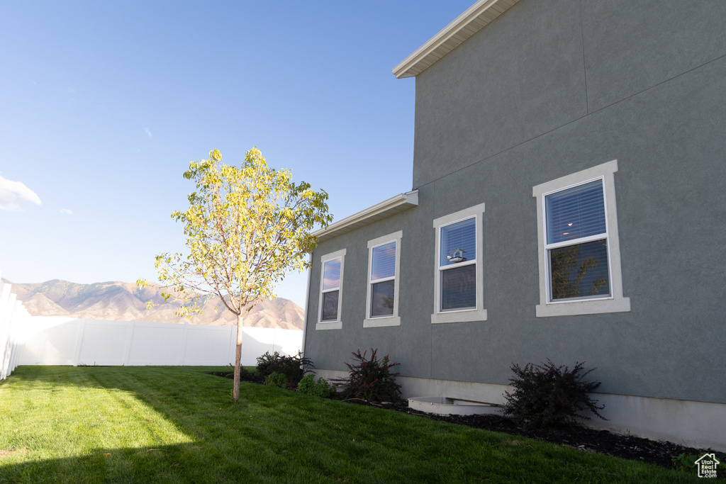 5712 N GOLDFINCH LN Stansbury Park, UT 84074