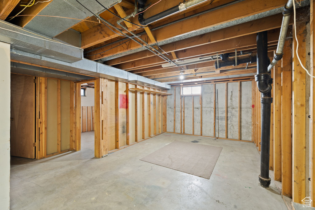 Photo 22 for MLS #2115106 at 477 E 200 North