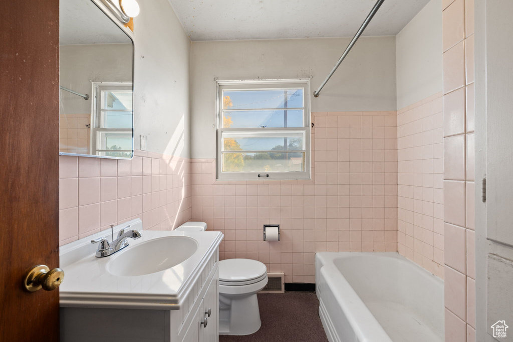 Photo 18 for MLS #2115106 at 477 E 200 North