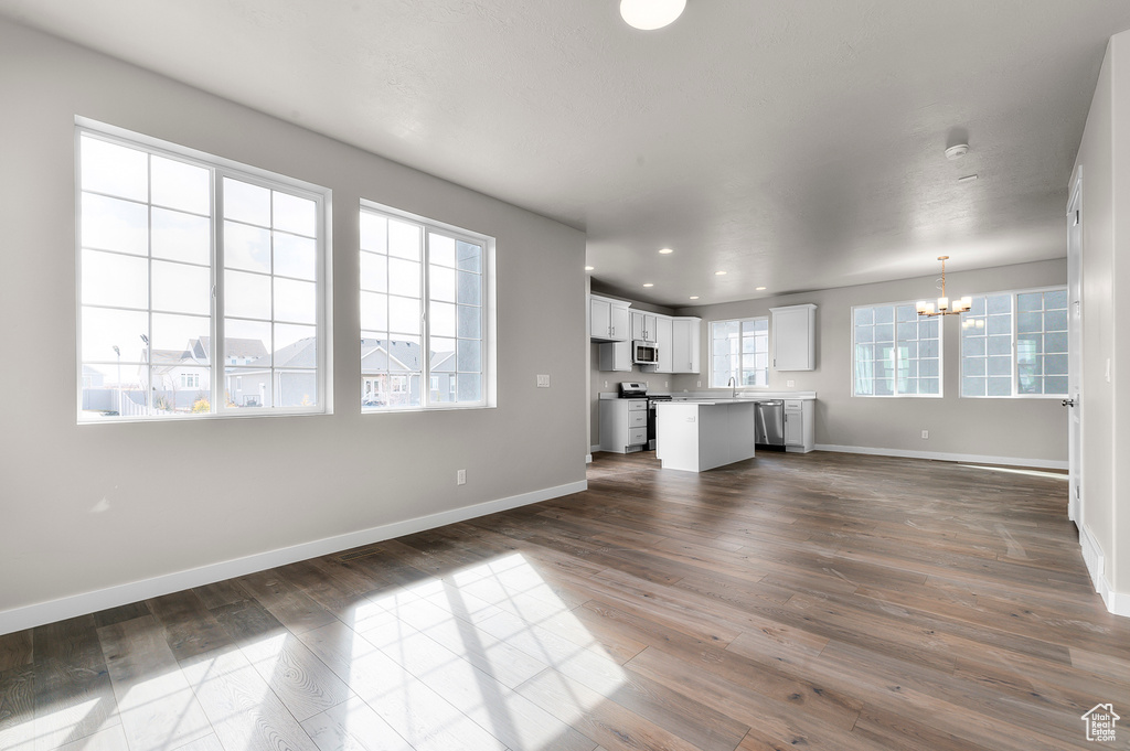 1077 W SPARROW WAY Stansbury Park, UT 84074