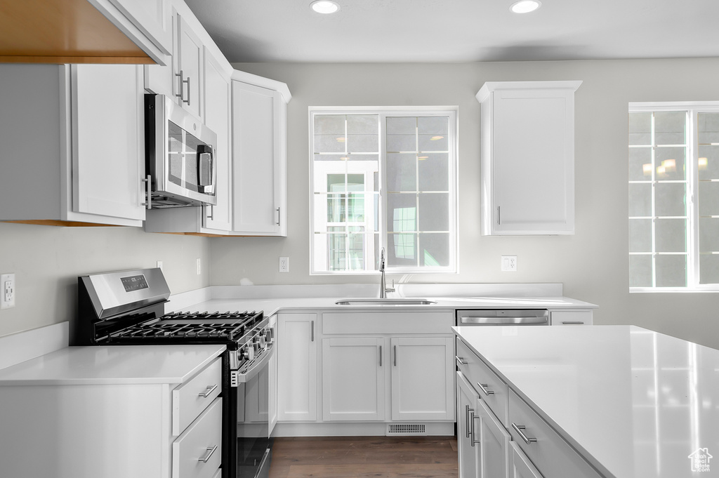 1077 W SPARROW WAY Stansbury Park, UT 84074