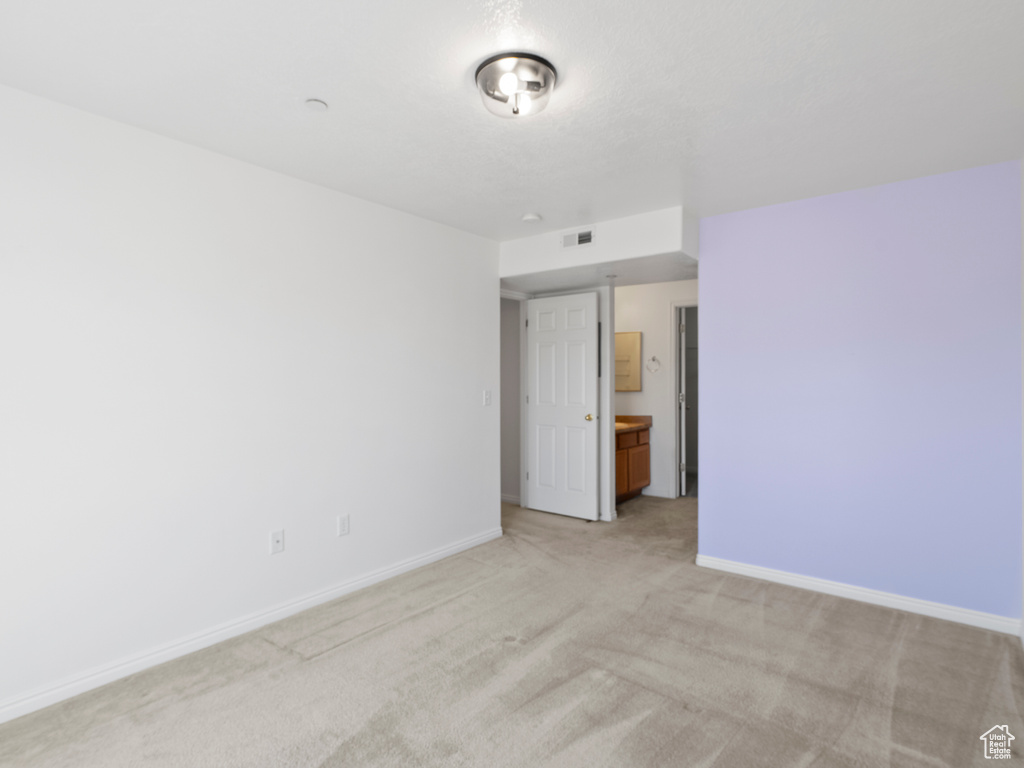 Photo 11 for MLS #2115119 at 2109 Aurora Way #F5