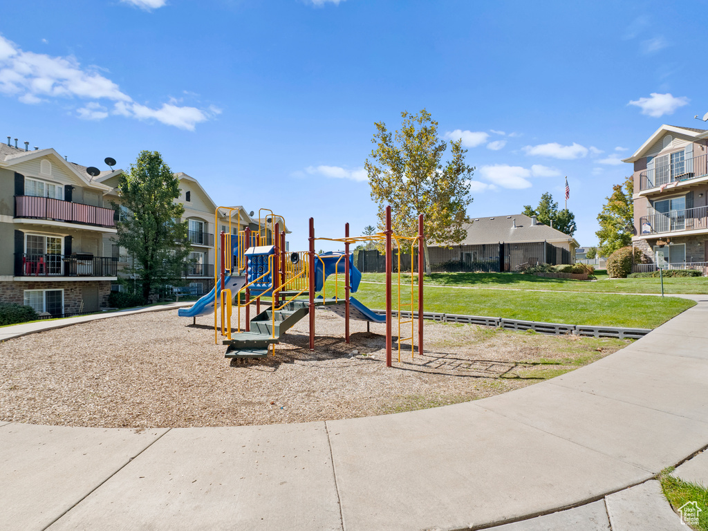 Photo 28 for MLS #2115119 at 2109 Aurora Way #F5