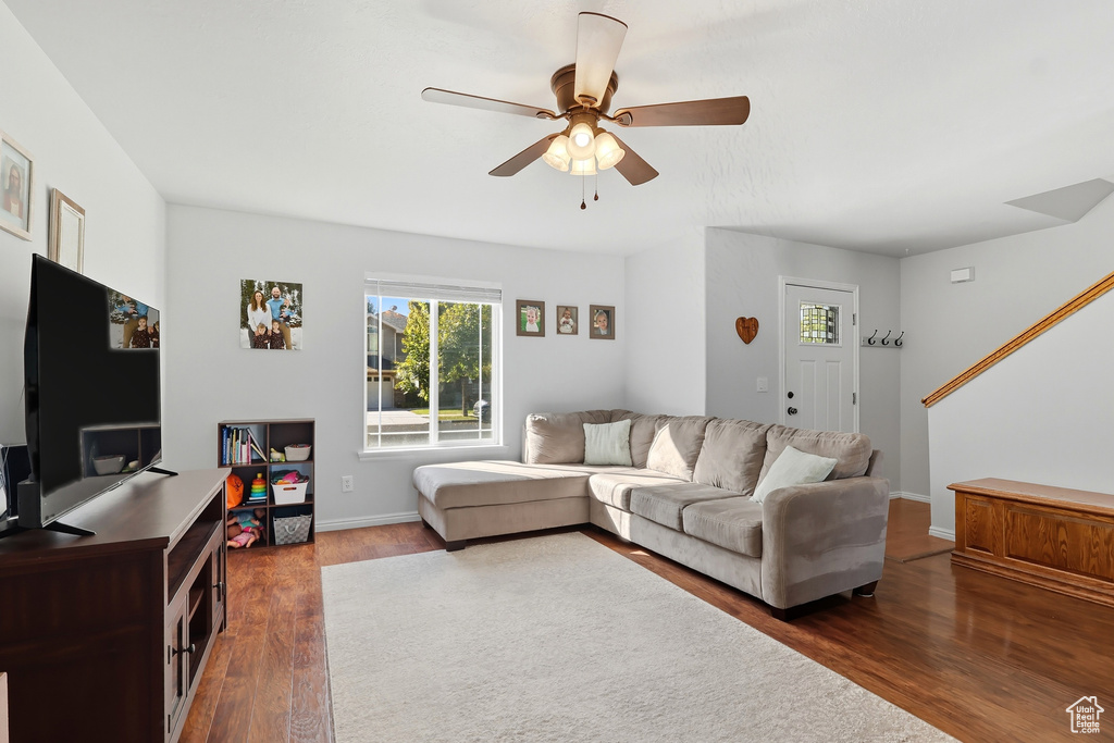 Photo 4 for MLS #2115125 at 691 Trail Cir