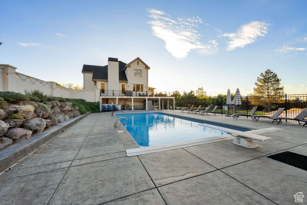 Photo 68 for MLS #2115126 at 983 E Southfork Dr