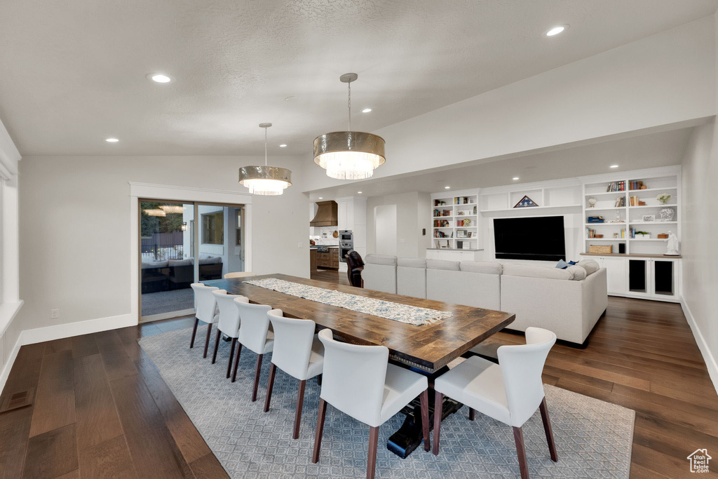 Photo 25 for MLS #2115126 at 983 E Southfork Dr