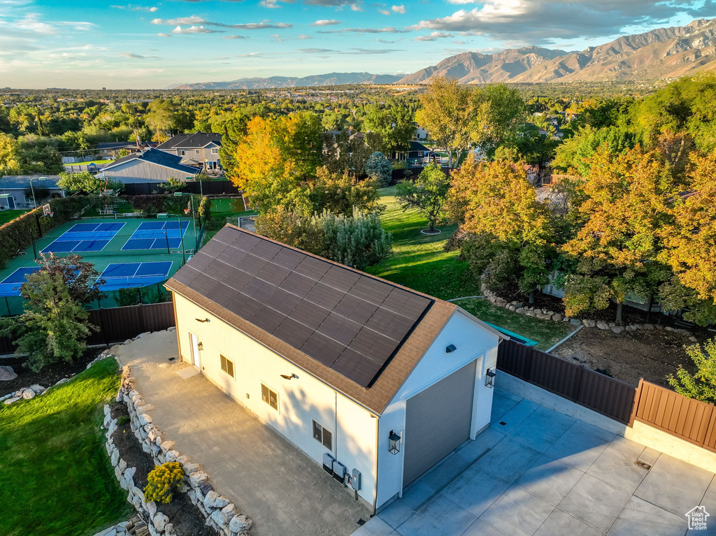 Photo 96 for MLS #2115126 at 983 E Southfork Dr