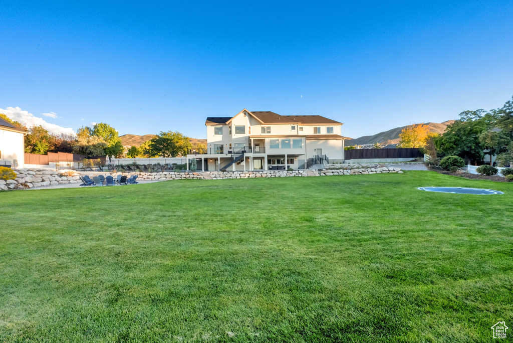 Photo 57 for MLS #2115126 at 983 E Southfork Dr