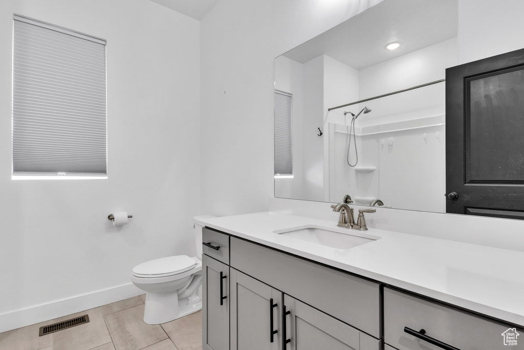 Photo 24 for MLS #2115129 at 674 S Meade St