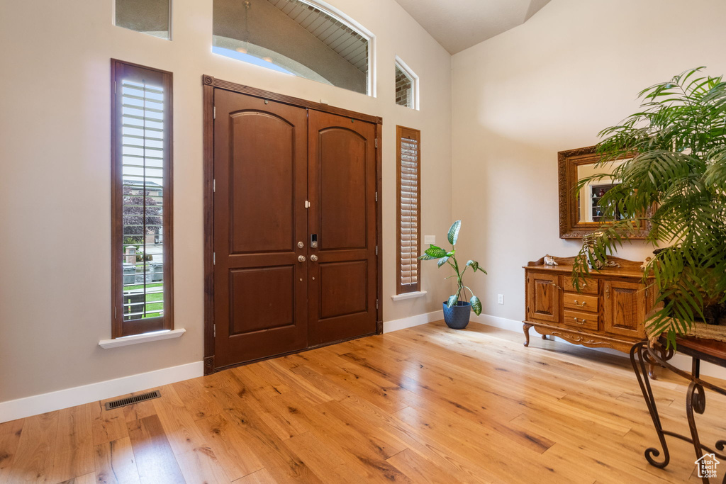 Photo 8 for MLS #2115153 at 10491 S Hemisphere Ct