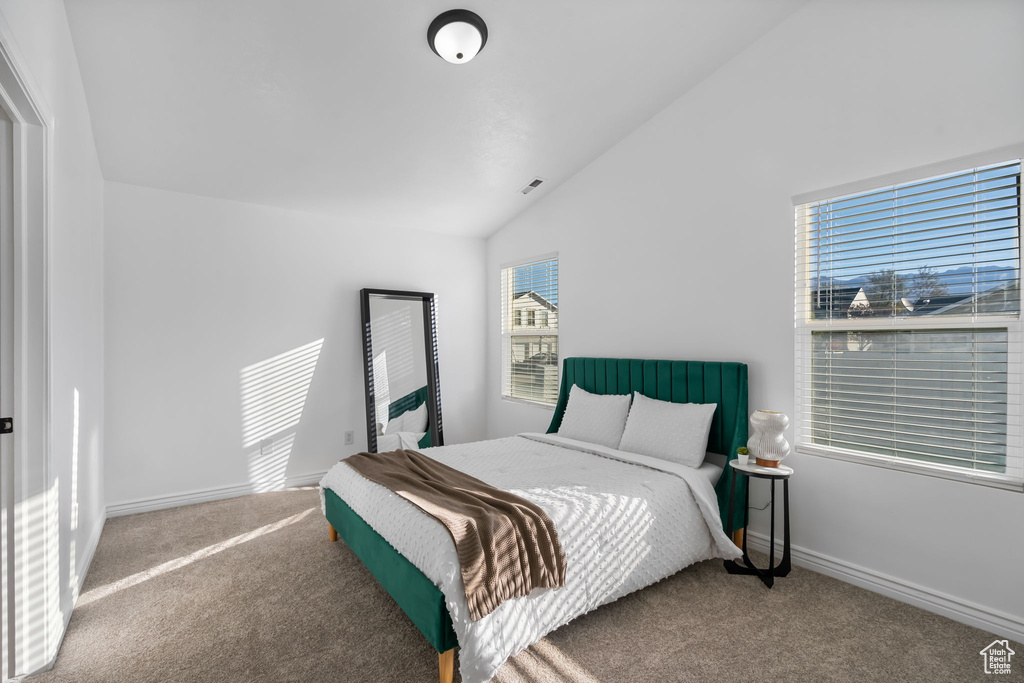 Photo 14 for MLS #2115163 at 77 N Richmond Ln