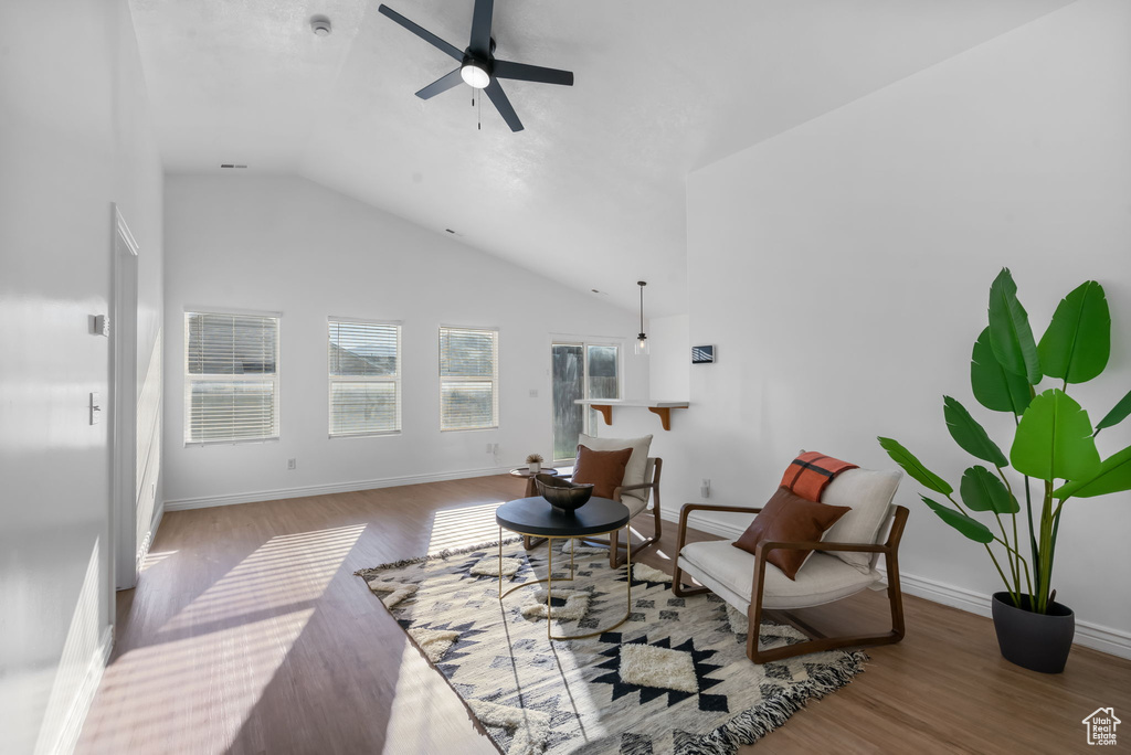 Photo 8 for MLS #2115163 at 77 N Richmond Ln