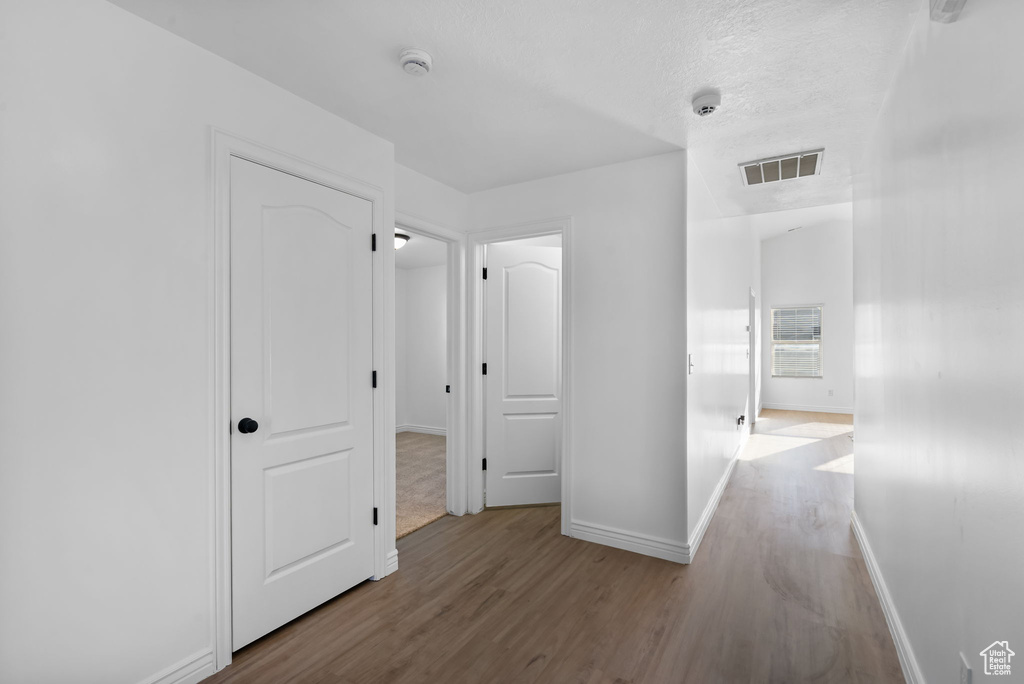 Photo 3 for MLS #2115163 at 77 N Richmond Ln