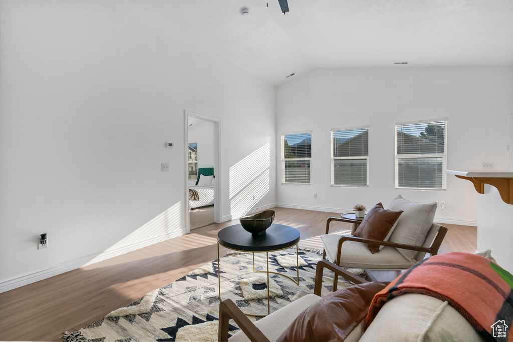 Photo 9 for MLS #2115163 at 77 N Richmond Ln