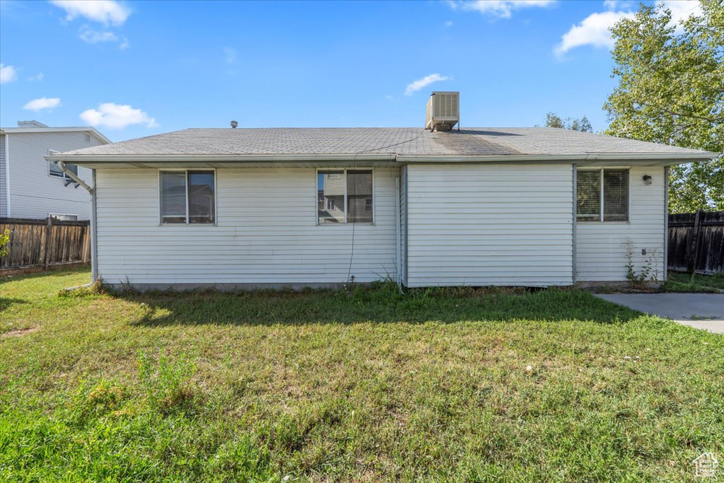 Photo 26 for MLS #2115171 at 2933 S Roundtable Rd