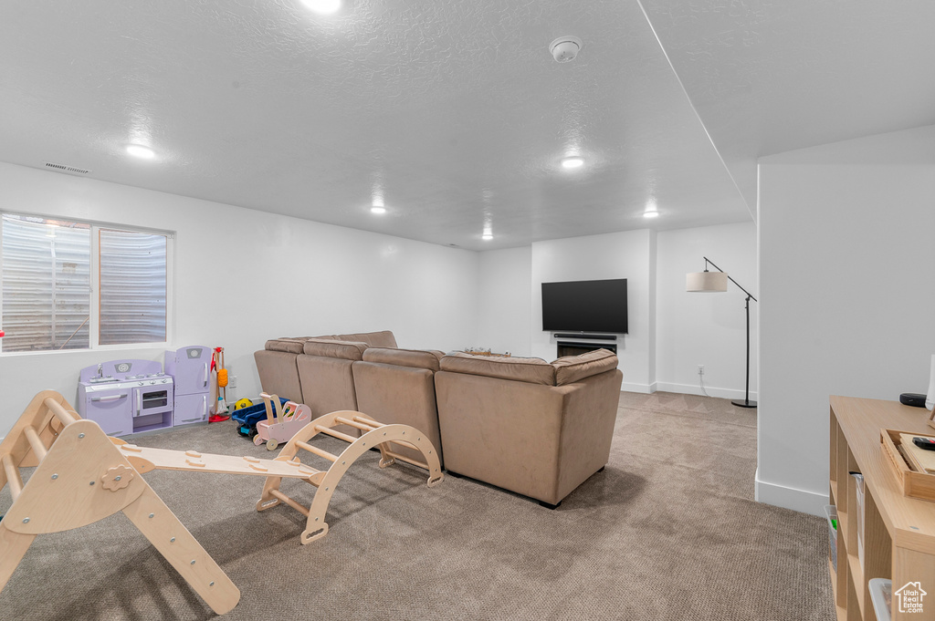 Photo 18 for MLS #2115176 at 1082 E Waterway Ln