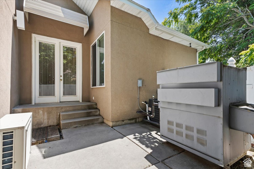 924 E COLLEGE ST Millcreek, UT 84117